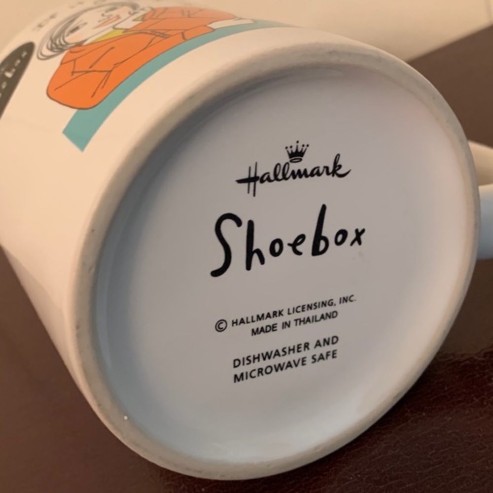 NWOT Hallmark Shoebox mug funny comical woman's gift birthday Mother's Day - Picture 3 of 5